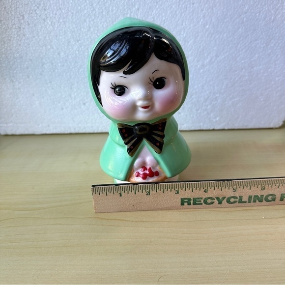 Light Green Riding Hood Vintage Ceramic Coin Bank - Picture 8 of 11